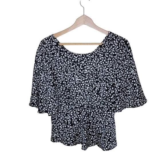 NWT Who What Wear | Floral Vine Peplum Blouse Size Small - Picture 1 of 6